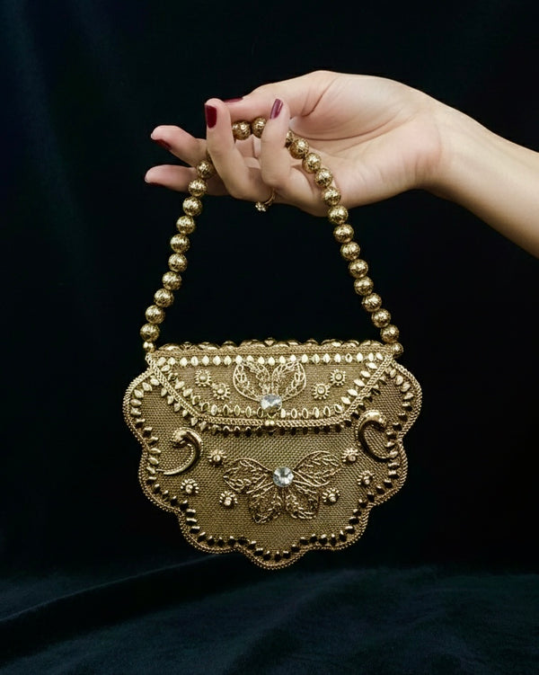 Curved Metal Clutch