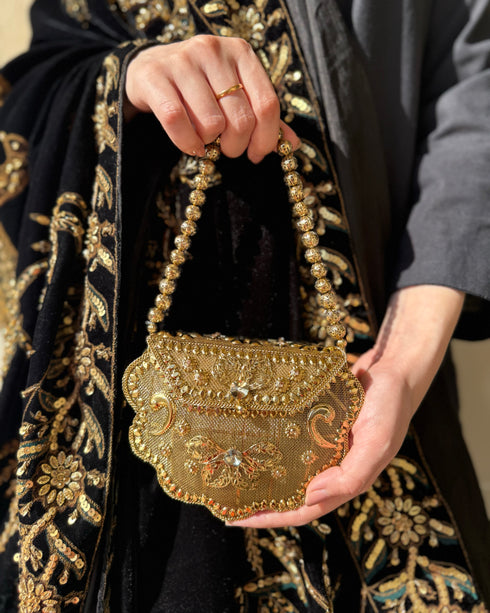 Curved Metal Clutch