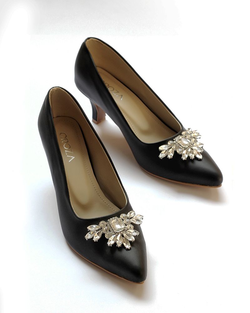Black court heels with brooch â CROZA WEAR LTD